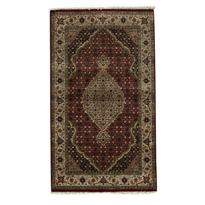 Sona Hand Woven Wool Oriental Area Rug