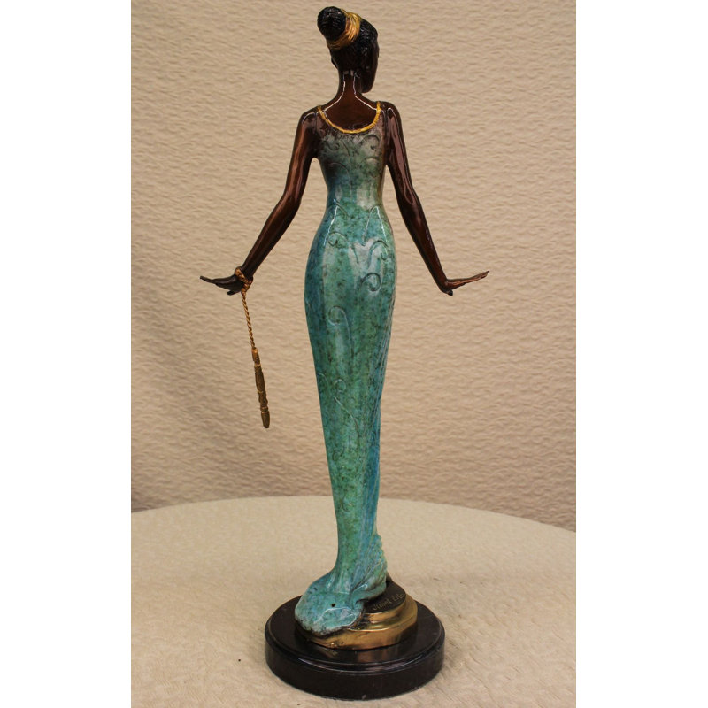 Figurine sculptée en bronze 19 po