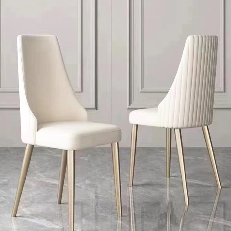 Chaises de salle à manger en cuir d'unité centrale (2), blanc avec des pieds en métal luxueux, confortable pour le salon et la cuisine (2 pièces), ergonomique solide
