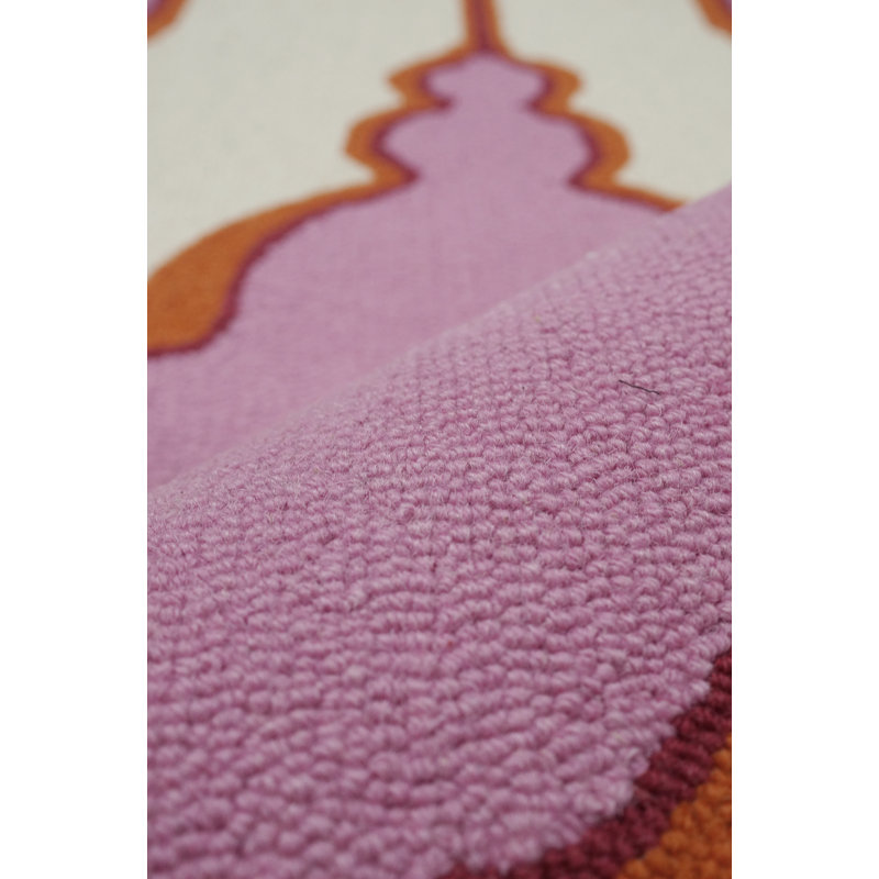 Tapis rose Reva, 7 pi 6 po x 9 pi 6 po