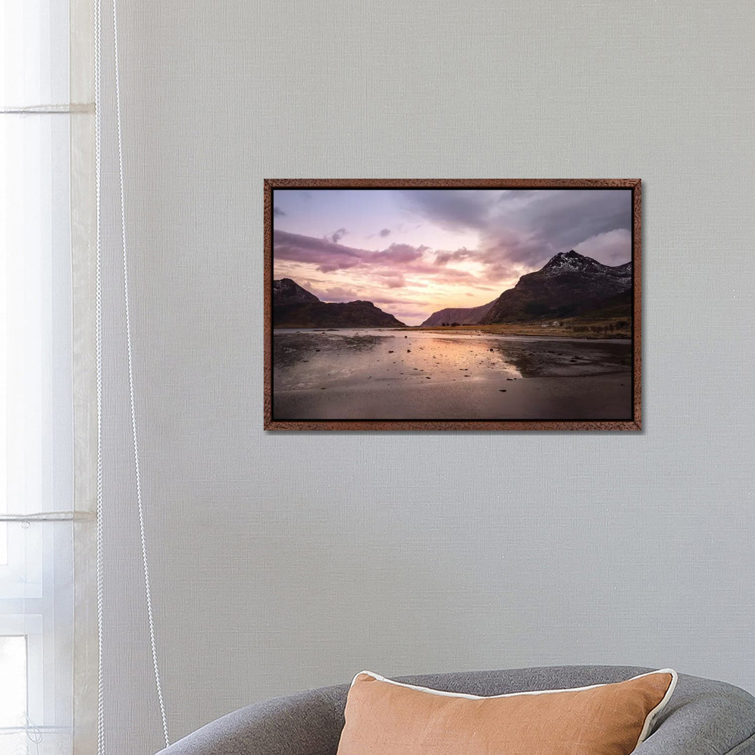 Lofoten Frühling von Andreas Stridsberg - Galerie-Giclée auf Leinwand