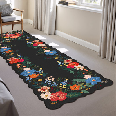  Tapis cerise lavable à la machine à motif floral noir