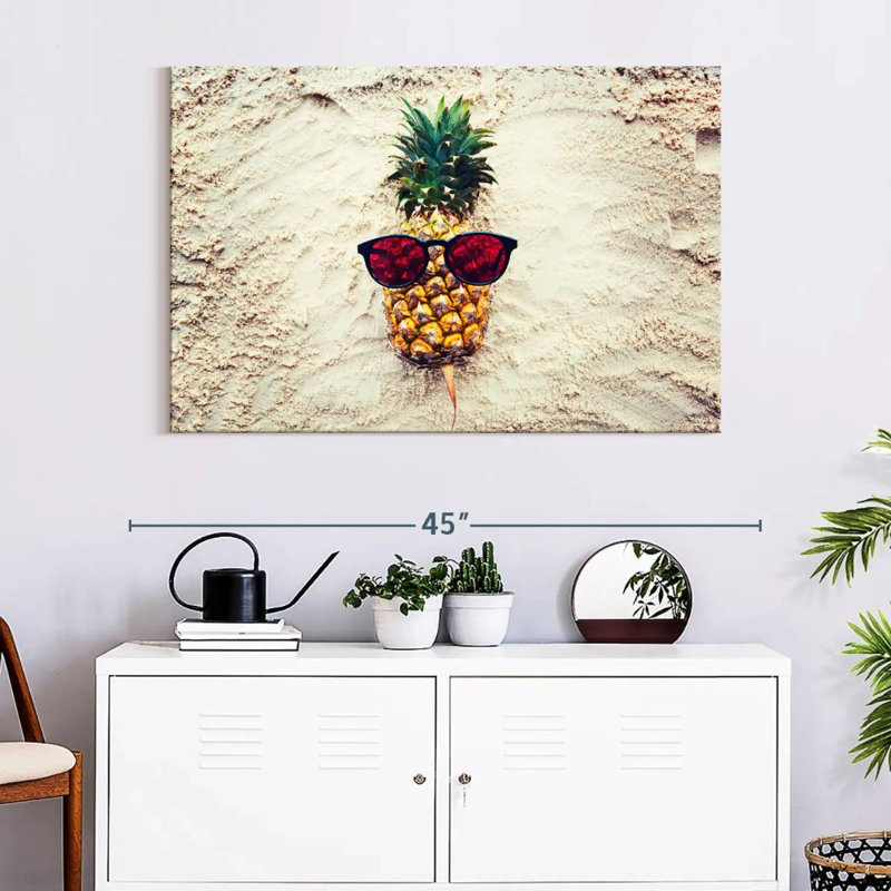 Yarlin Cool Sandy Pineapple, 26" H x 39" W