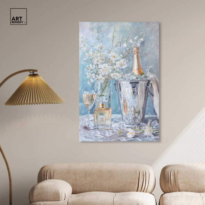 Illustration de mode sur toile Champagne Champagne, H 45 po x l 30 po, Toile tendue sur cadre, Ne s’applique pas