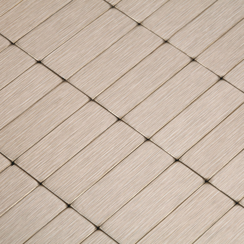 Carreau de mosaïque auto-adhésif en métal 11 po x 12 po Urbain, Or