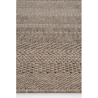 Rheta Chevron Machine Made Indoor / Outdoor Area Rug
