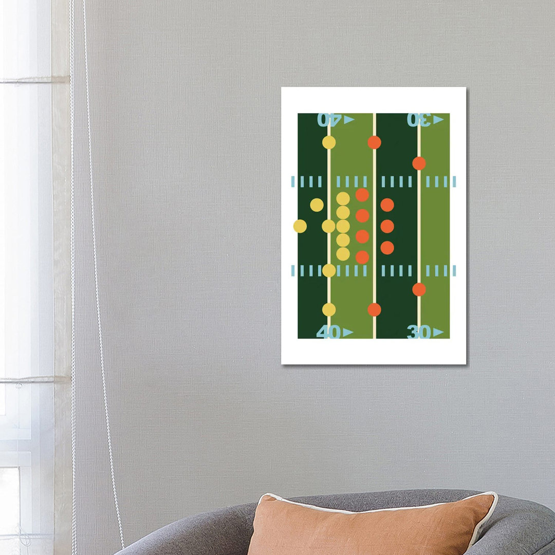 Football Field Modern Art von Beth Bordelon - Galerie-verpackte Leinwand Giclée auf Leinwand