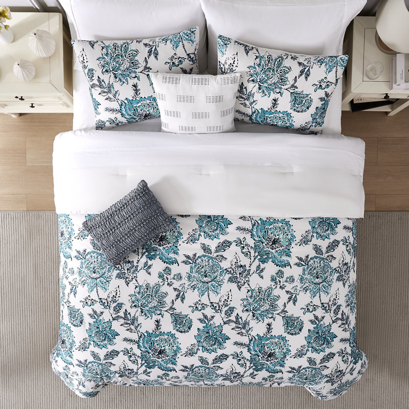 Modern Threads 5-Piece Printed Athenas Comforter Set, King Comforter + 4 Additional Pieces
