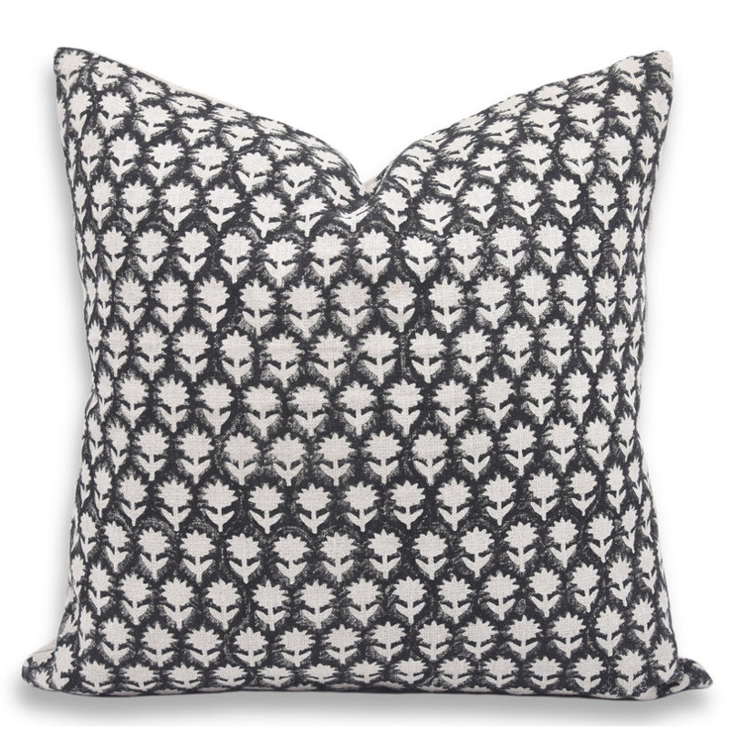 Housse de coussin élégante faite à la main avec coussin en lin doux, 18 po x 18 po, Noir, blanc / floral 3, Carrée