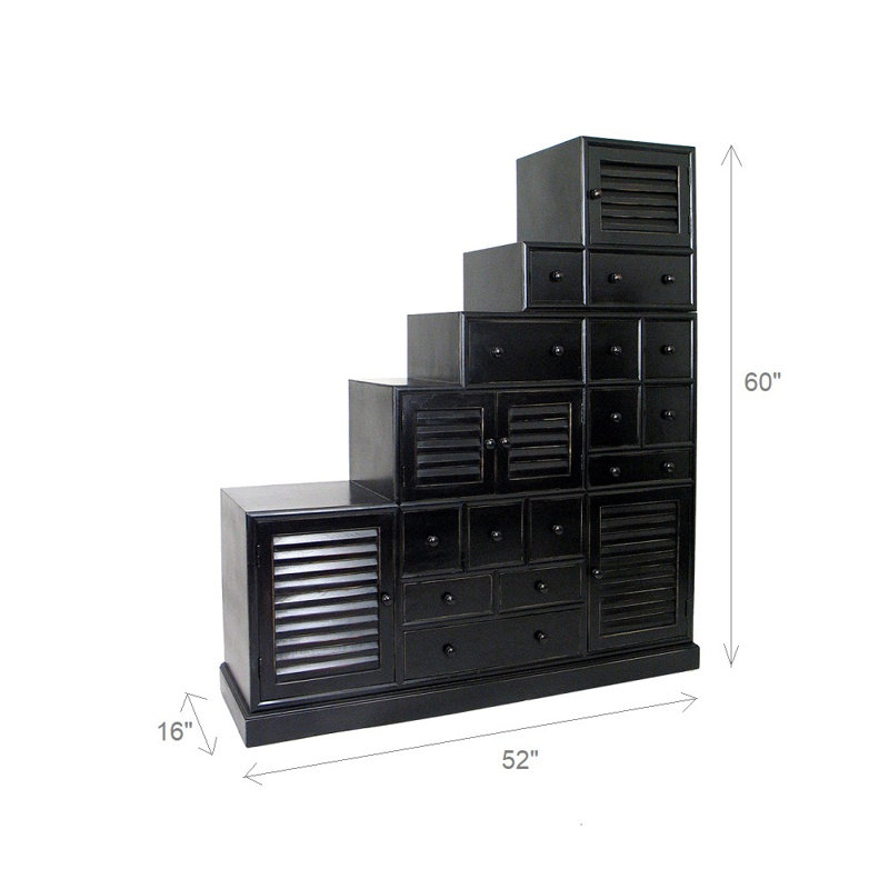 Armoire step Halloran