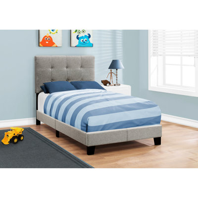 Mobilier pour chambre simple - Revêtement en lattes de bois gris doux