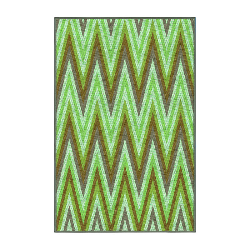 Tapis de couloir vert 2 pi x 5 pi tissé à la machine