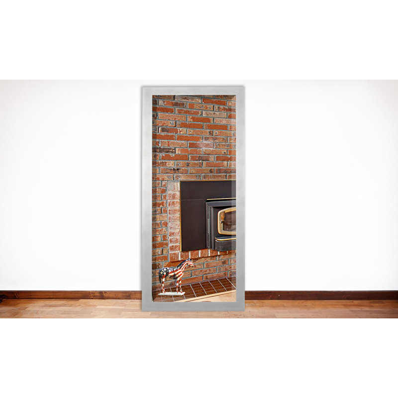 Miroir pleine longueur moderne et contemporain biseauté, H 71 po x l 30,5 po