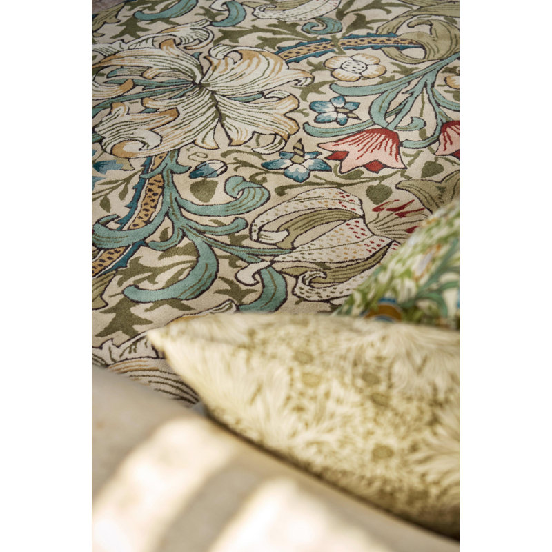 Hand Tufted Wool Floral Area Rug in Mineral, Rectangle 4'7" x 6'7"
