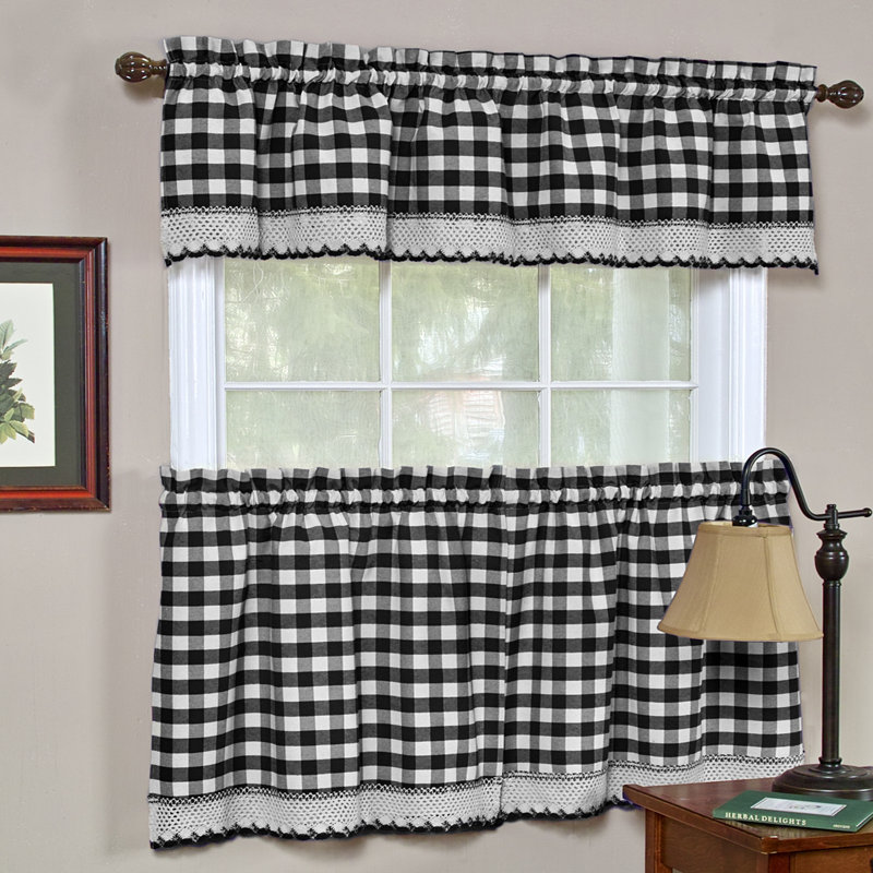 Tejeda Plaid Tailored 58'' W Cafe Curtain, Black, 58" W x 24" L