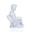 Statue de garçon assis Rutz