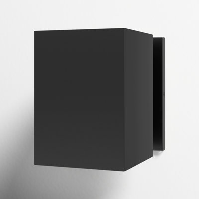 Dyer Single Light Outdoor Wall Light