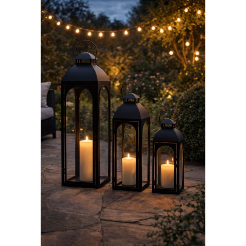 Outdoor Wall Lantern
