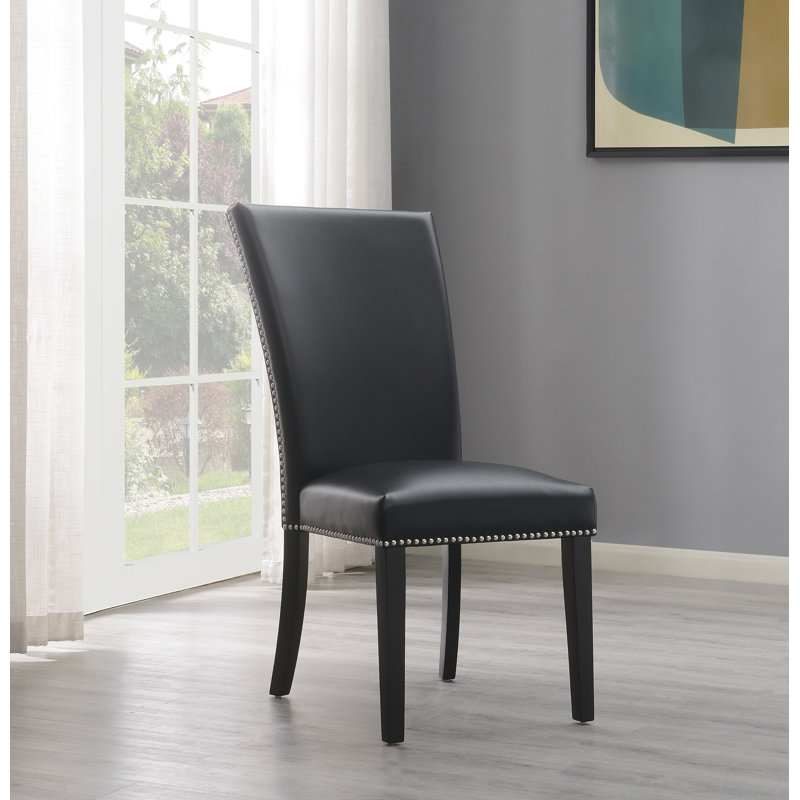 Chaise Parson, Noir