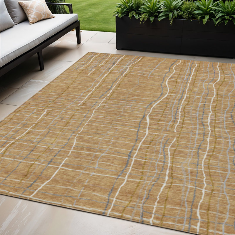 Tapis intérieur lavable rayé doré 5 pi x 8 pi HomeRoots