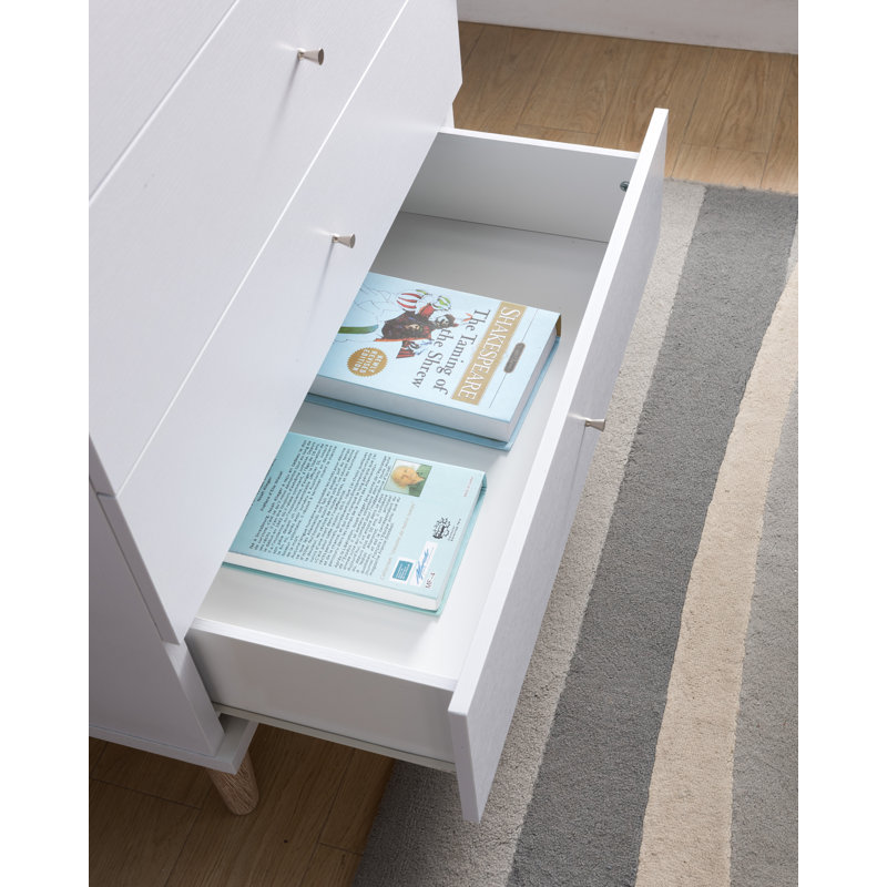4 Drawer 31.25" W Chest, White