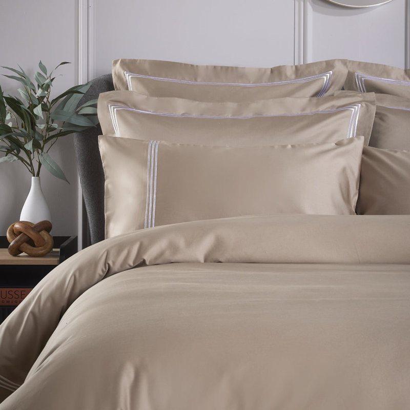 800 Thread Count Triple Row Embroidered Sateen Duvet Cover, Kingsize Duvet Cover, Brown/White