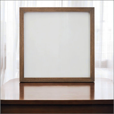 Sophisticated Square Mirror With Clean Edge And Horizontal Orientation, Perfect For Enhancing Various Interior Spaces And Decor Styles.