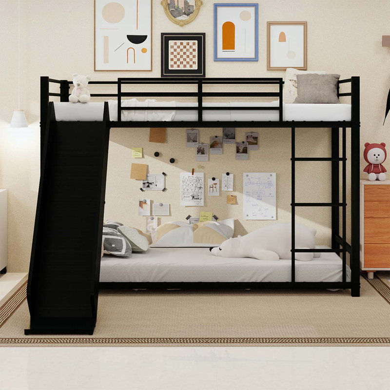 Lit superposé simple robuste en métal avec glissade - Conception peu encombrante pour les enfants et les adolescents, cadre durable pour jouer et dormir, assemblage facile, disponible en noir