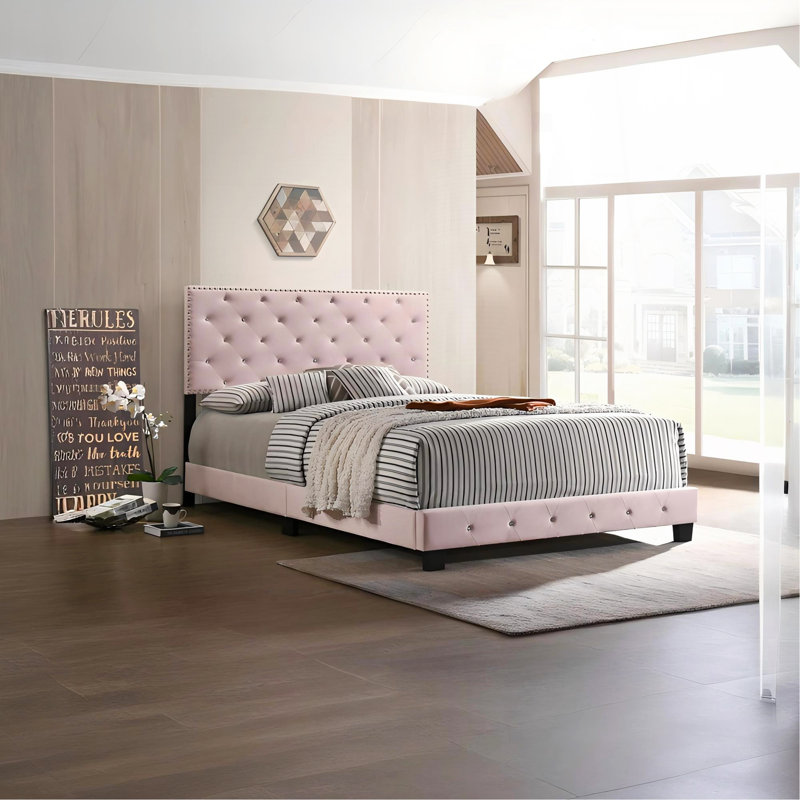 Charmant grand lit rose transitionnel stylé