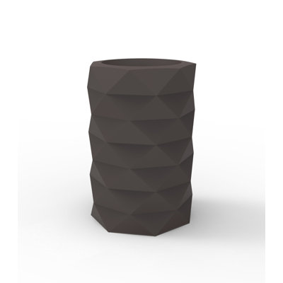 Marquis Resin Pot Planter