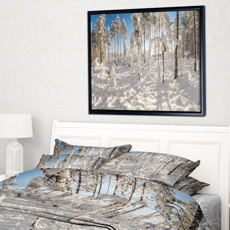 «Winter Snow Covered Wood», reproduction de photo sur toile tendue encadrée, H 12 po x l 20 po x P 1 po
