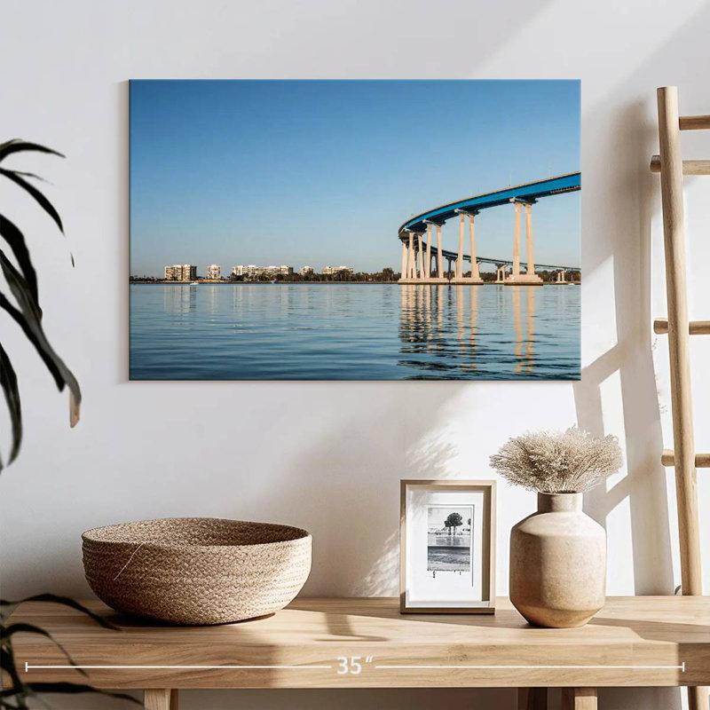 Lilon Curvy Coronado Bridge, H 16 po x l 24 po