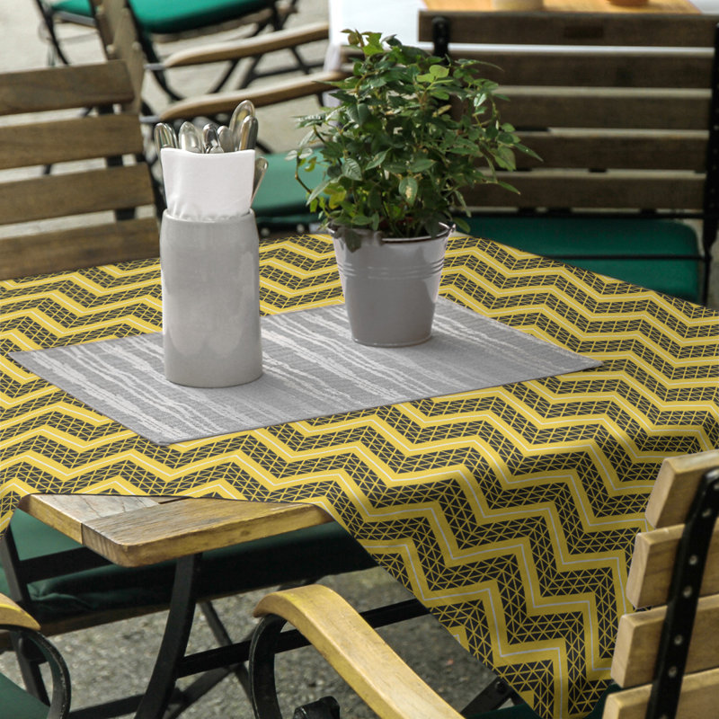 Nappe à chevrons à la main classic Stephenie, Jaune / Noir