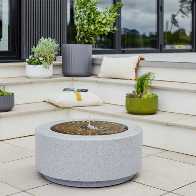 Outdoor Metal Fountain with Lights