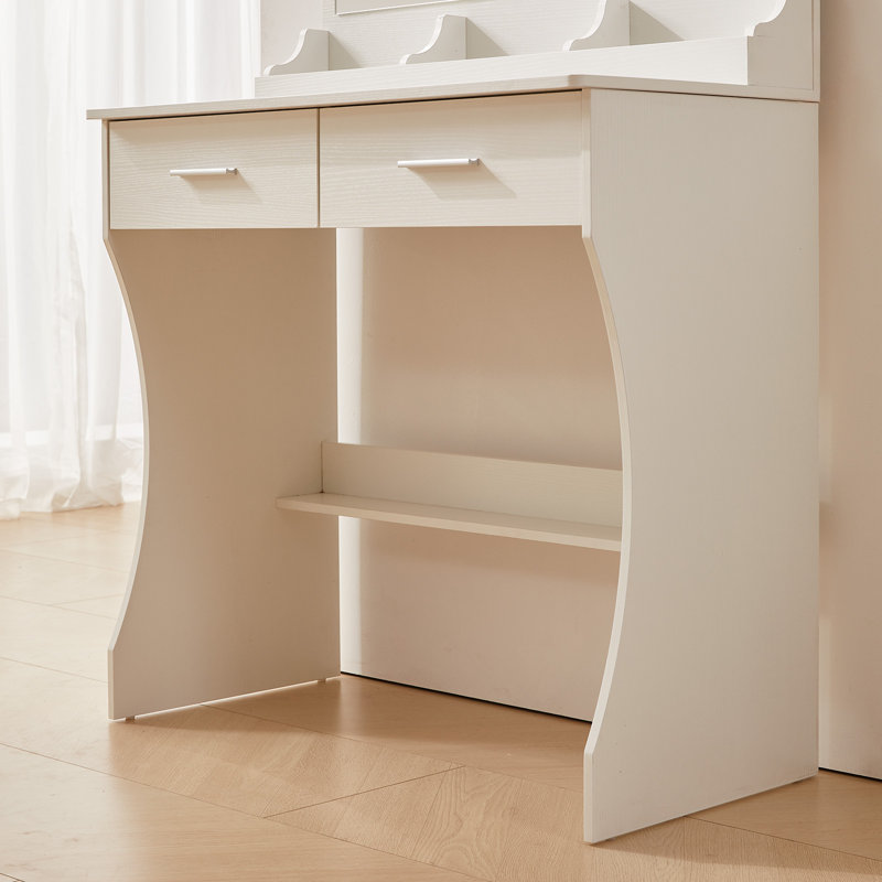 Makeup Vanity With Lighted Mirror