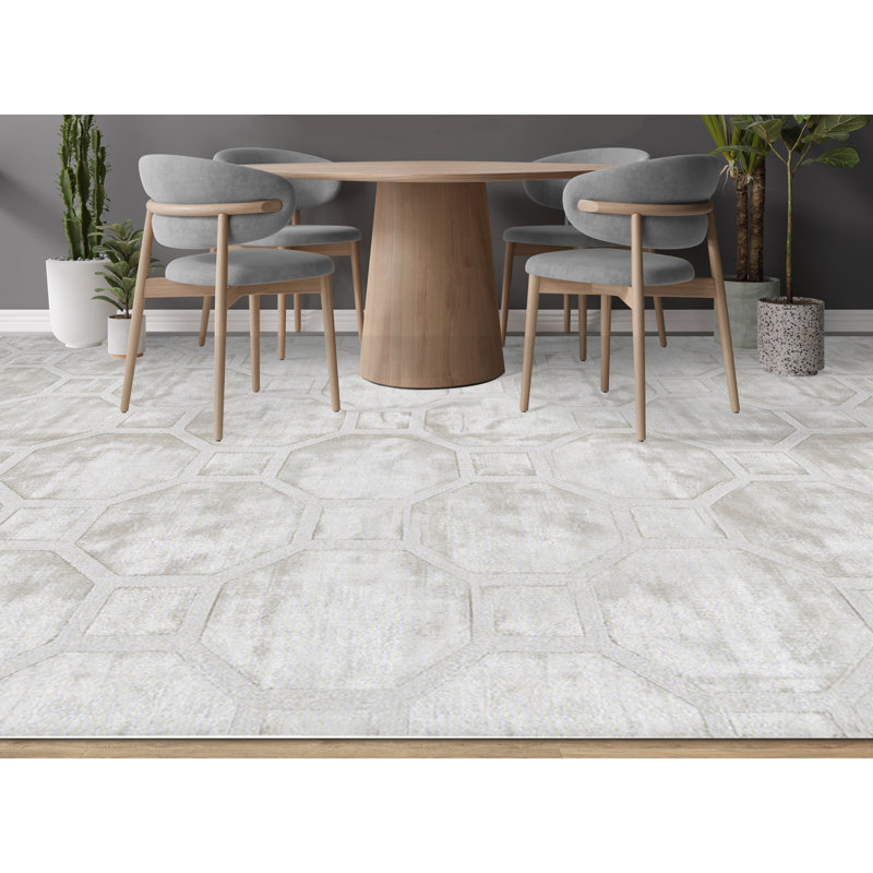 Geometric Area Rug in Ivory