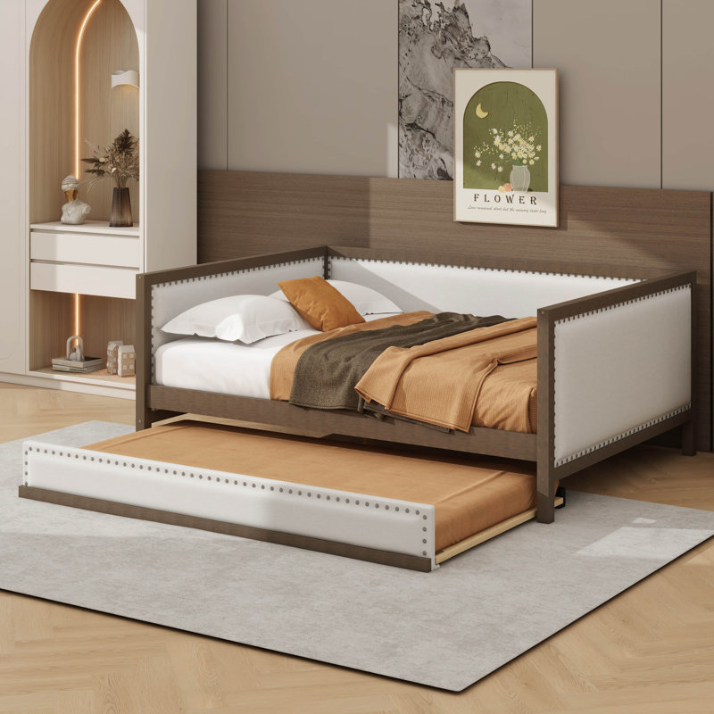 Full Size Upholstered Daybed With Pull Out Trundle