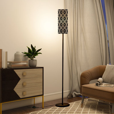 Lampe sur pied à motif géométrique à losanges symétriques noir et blanc avec télécommande et lumières à DEL Abat-jour réglables Hautes lampes de lecture pour salon de bureau