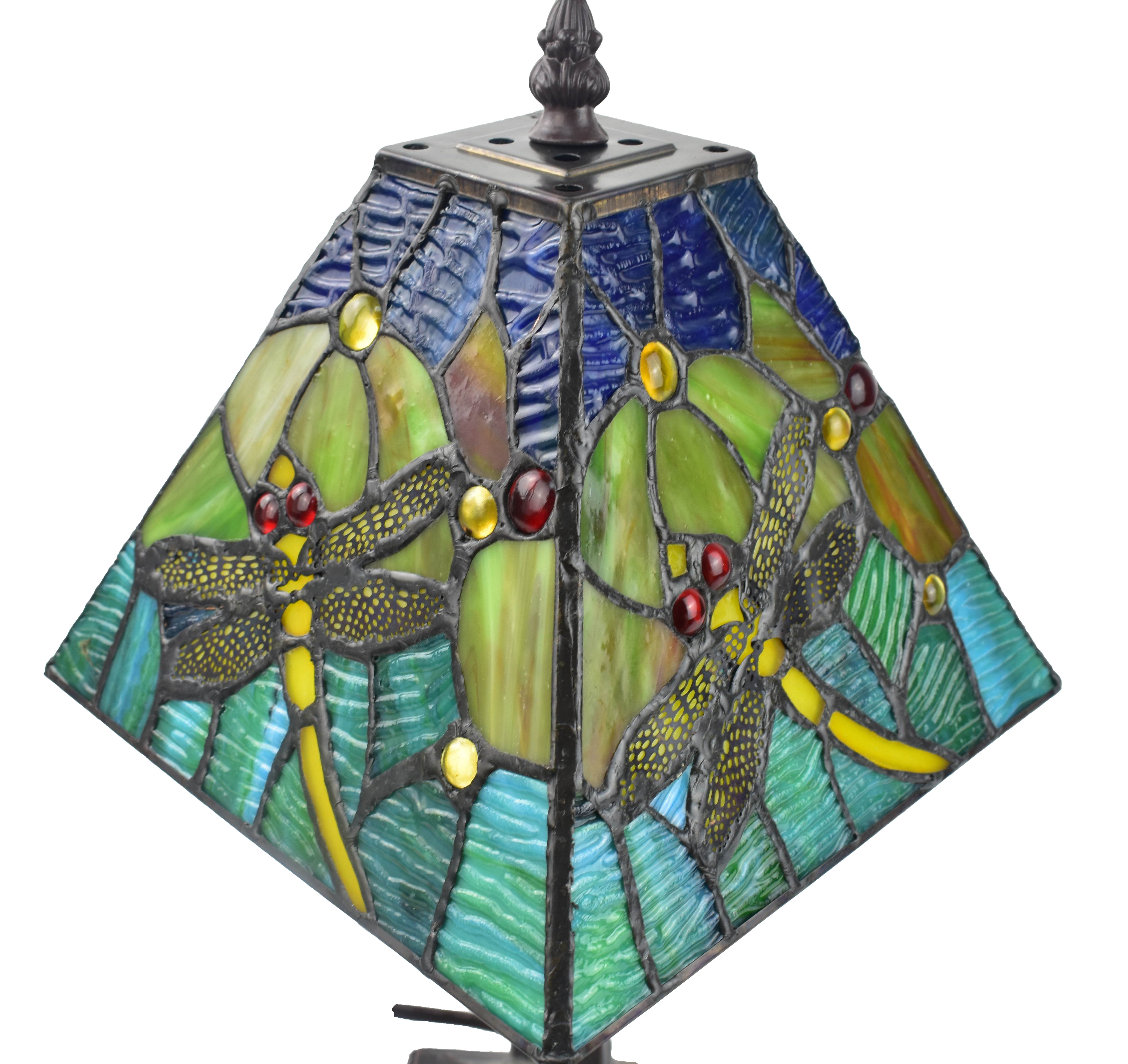 Amora Lighting Lampe de table 14,5 style tiffany et Commentaires ...