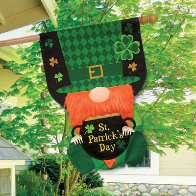 Lucky Gnome Burlap House Flag