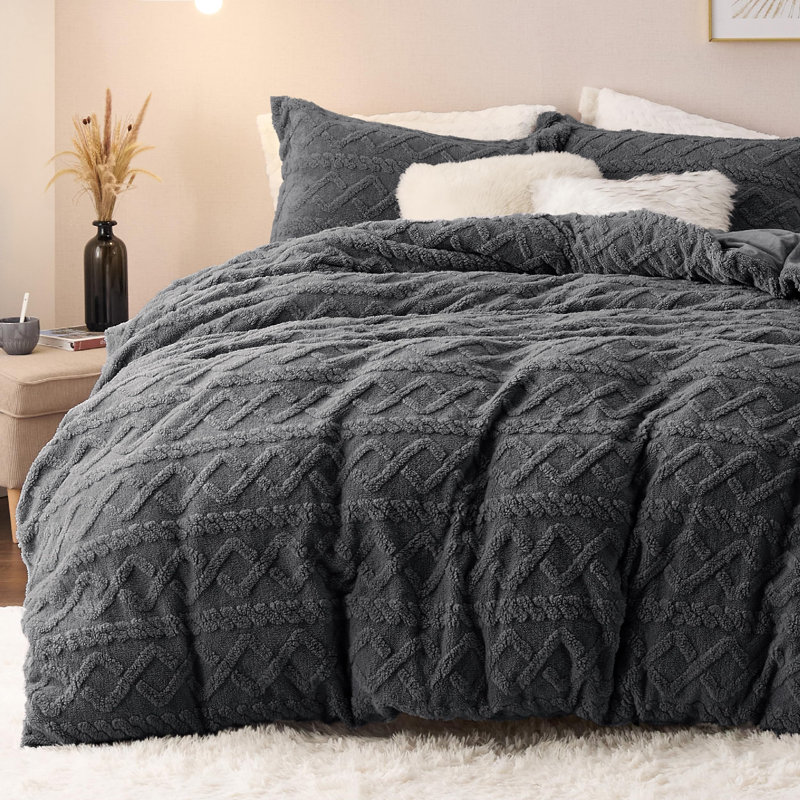 Bedsure Fluffy Faux Fur Duvet Cover, Dark Gray, King Duvet Cover + 2 King Shams