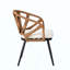 Ensemble contemporain d'extérieur avec chaises en rotin PE et table en bois plastique, convient aux jardins et aux pelouses