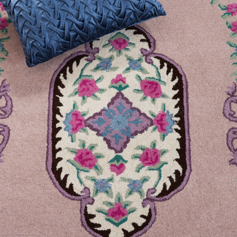 Handmade Tufted Ivory and Pink Wool Area Rug
