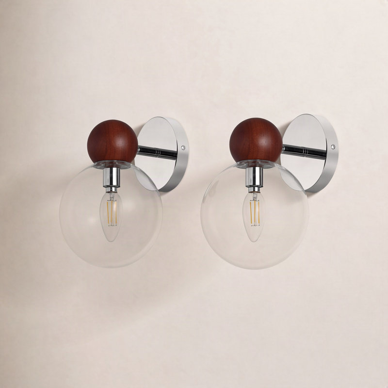 Kloe Armed Sconce