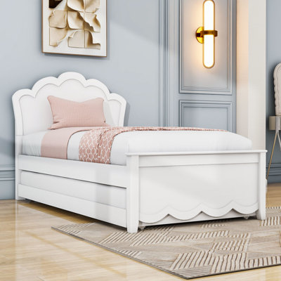 Lit plateforme en bois avec tête de lit et lit gigogne simple