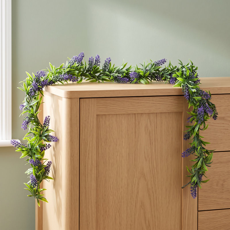 Garlands 140 cm H Faux Plant