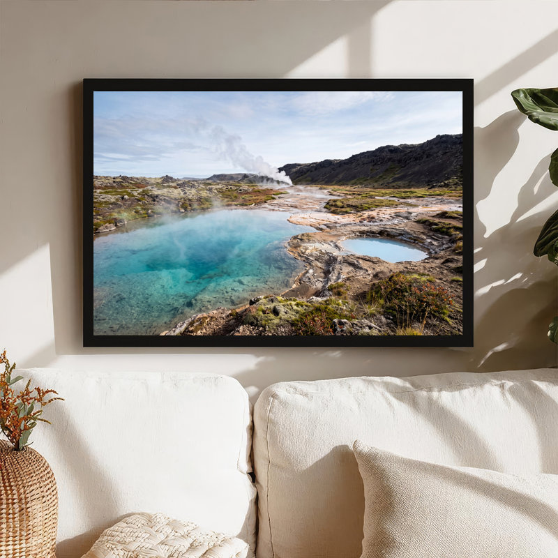 «Turquoise Geotheral Pool and Steam In Rugged Landscape», art mural sur toile, 20"H x 30"W