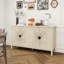 Buffet 4 portes avec panneaux 3D et tablettes réglables, bar à café moderne pour la vie, salle à manger de cuisine, texture grain de bois, demi-poignées noires exquises, structure en métal, basculement de soutien supplémentaire
