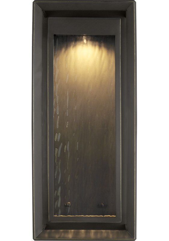 Urbandale Grande Wall Lantern, Antique Bronze