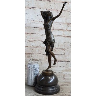 Figurines et sculptures